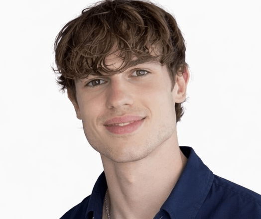 Head and shoulders photo of Ben Parkinson